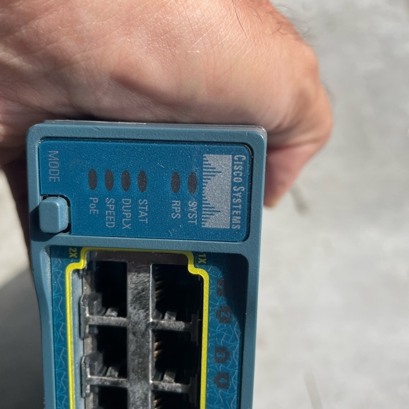 Cisco Catalyst 3560 POE 48
Used - Picture 6 of 7